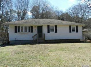 178 Patchogue Ave, East Patchogue, NY 11772