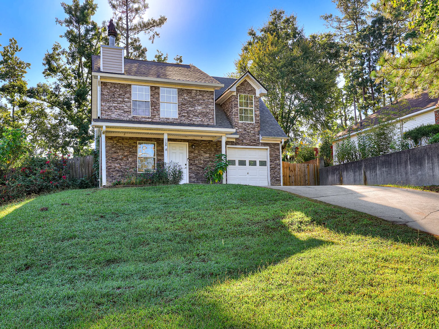 4739 Rhett Dr — Photo 2