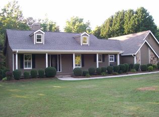 2105 Imperial Dr, Gainesville, GA 30501