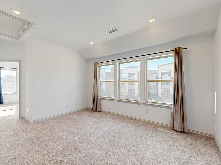 4325 Oliver Dr — Photo 26