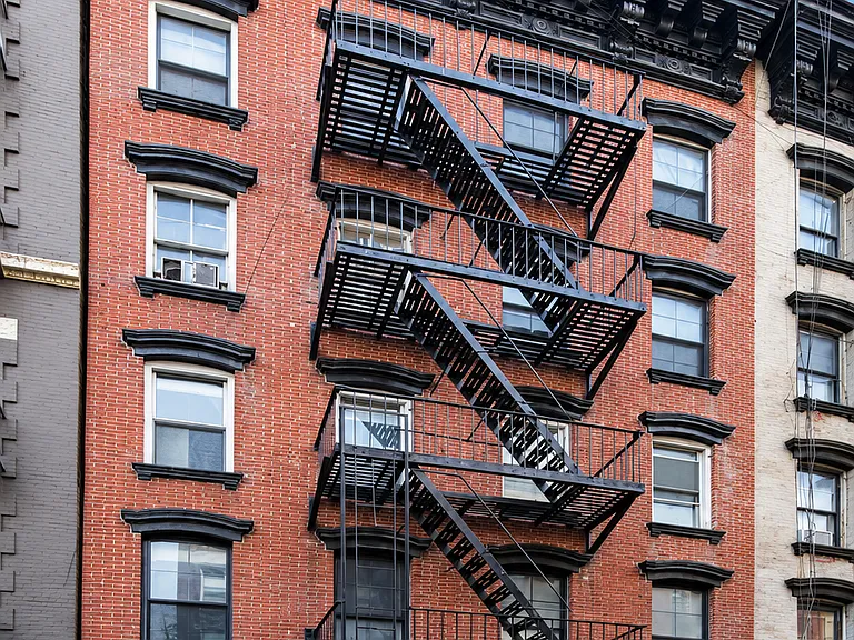 7 Rivington St #5 — Photo 8