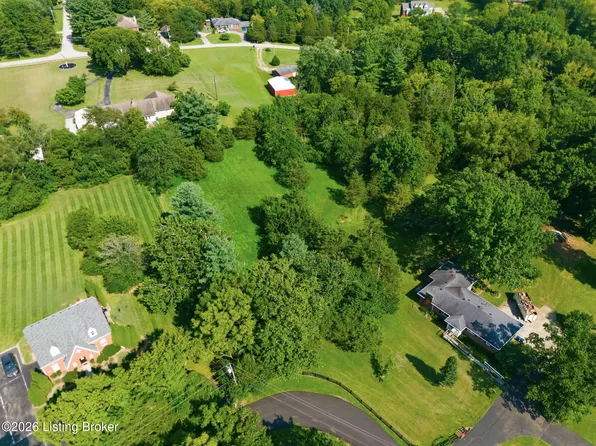 46 Ironwood Rd, La Grange, KY 40031