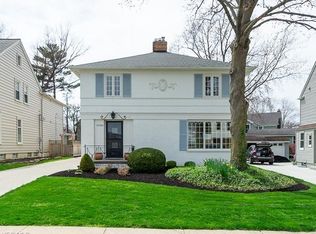 19341 Frazier Dr, Rocky River, OH