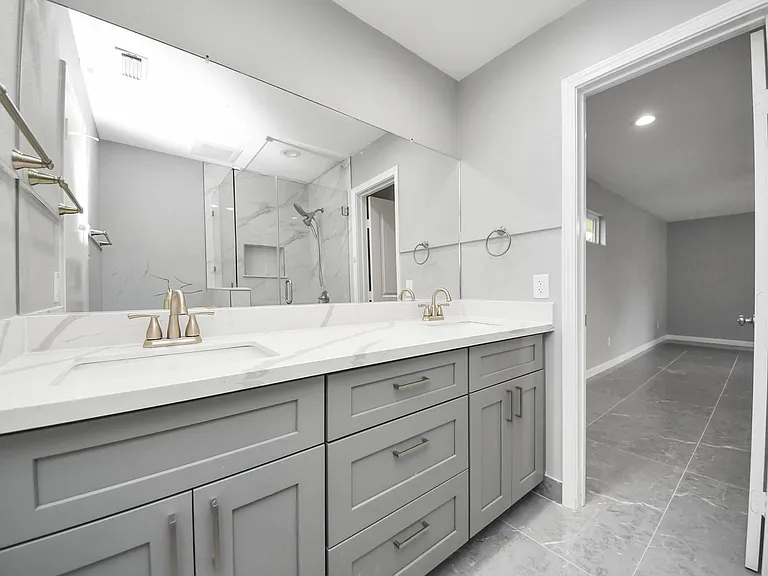 8007 Rowan Ln — Photo 7