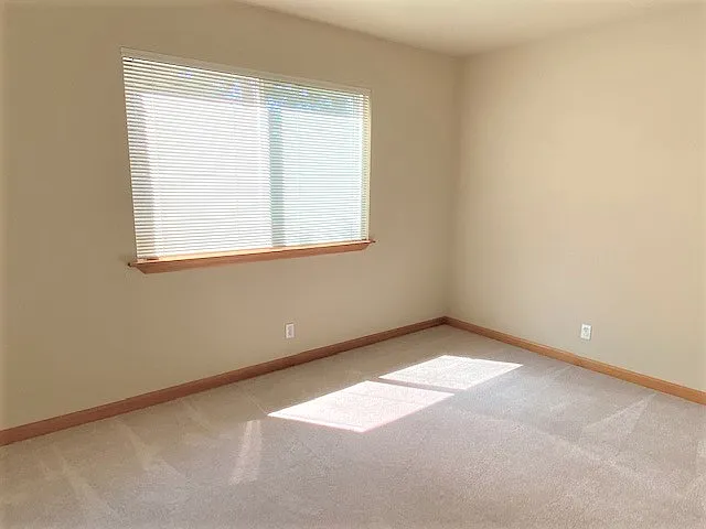 1407 NE 166th Ct — Photo 17