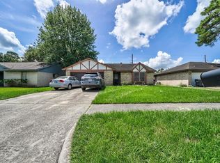 12014 Kings Grove Dr, Houston, TX 77044