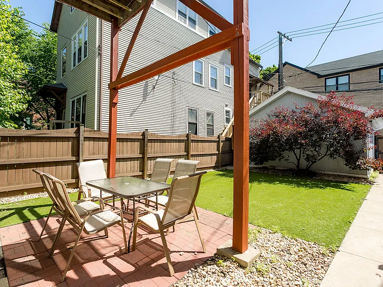 3123 N Southport Ave #1 — Photo 10