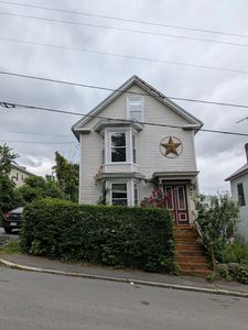 15 10th St, Lowell, MA, 01850