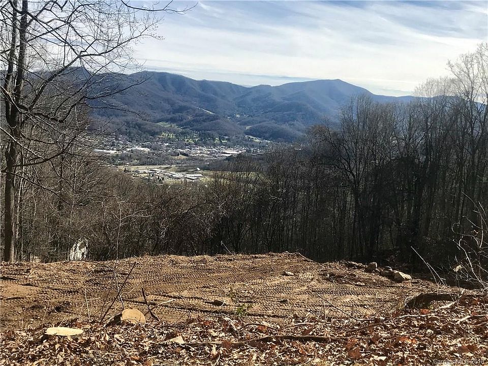 1st image of 390 Eagle Fork Dr