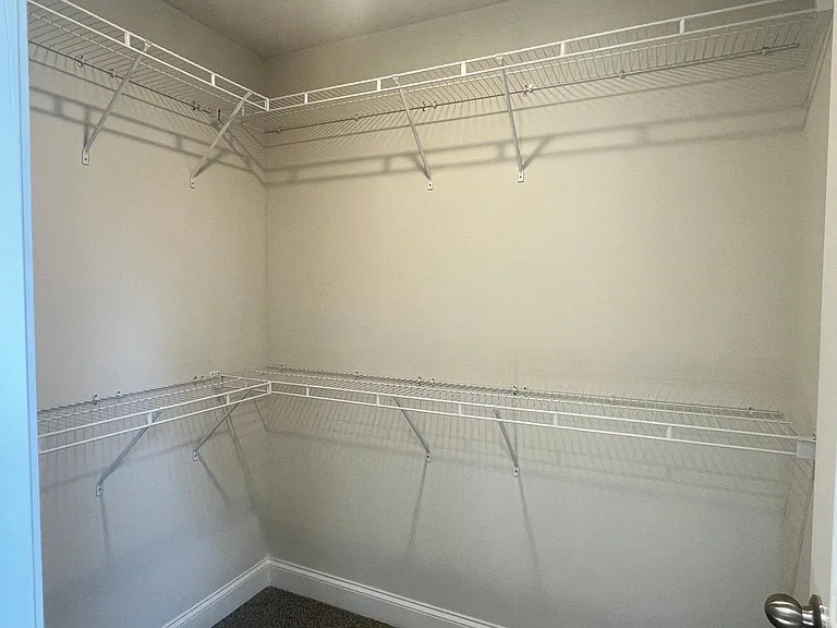 176 Country World Dr — Photo 22