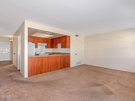 3rd image of 1825 N Atlantic Ave #210