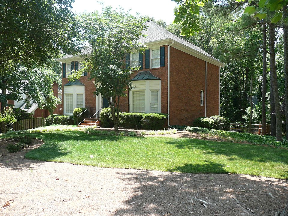 2nd image of 345 Welwyn Walk