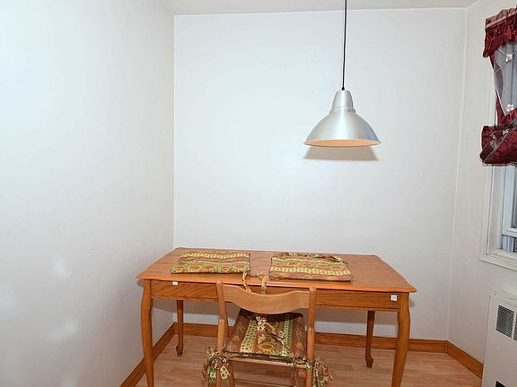 4th image of 133 Smith St APT B21