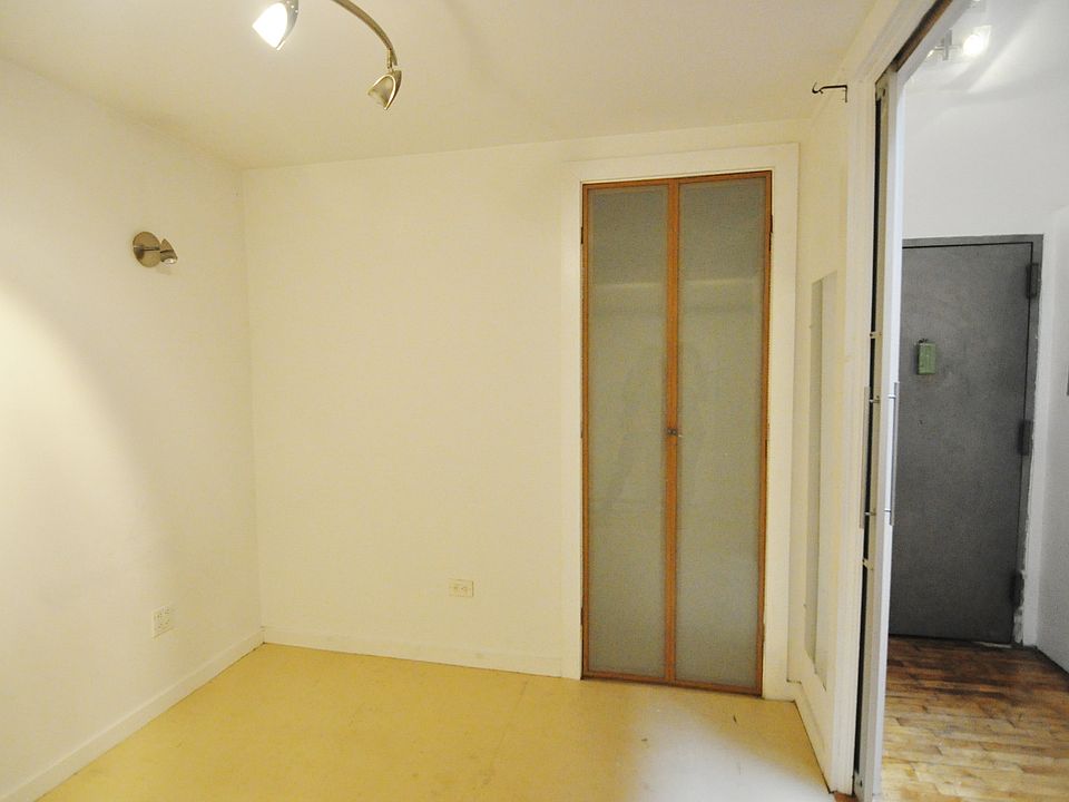 1st image of 122 Water St APT 3F