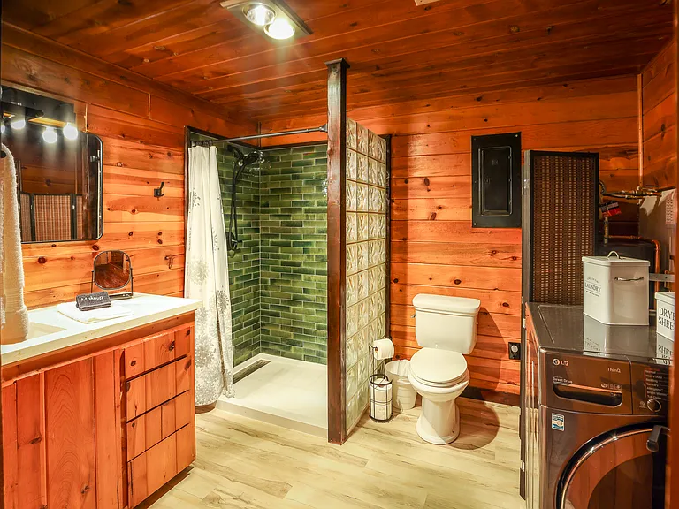 23418 N River Dr — Photo 10