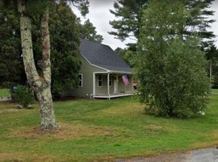 150 Hathaway Rd, Acushnet, MA 02743