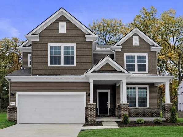 30112 Norway Dr, New Hudson, MI 48165