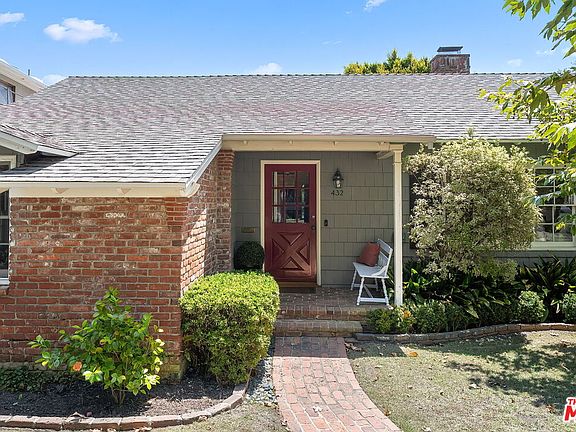 2nd image of 432 Ocampo Dr
