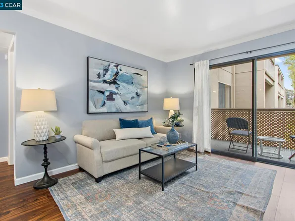 310 N Civic Dr APT 401, Walnut Creek, CA 94596