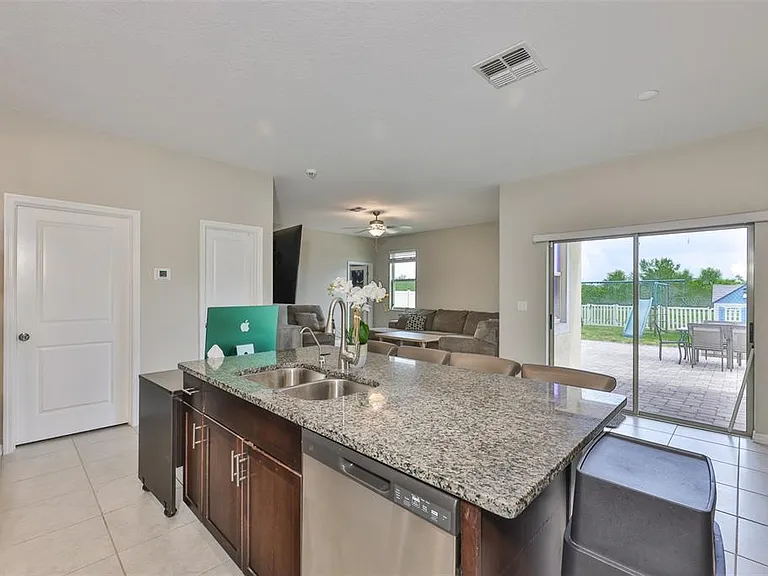 9454 Channing Hill Dr — Photo 6