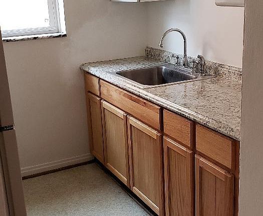 5th image of 3936 Jamieson Ave