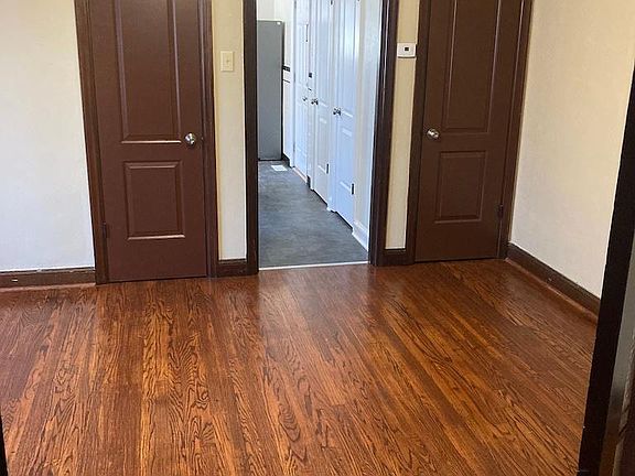 4th image of 3746 Dunnica Ave #3746B