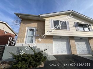 1503 Revere Cir, Schaumburg, IL 60193