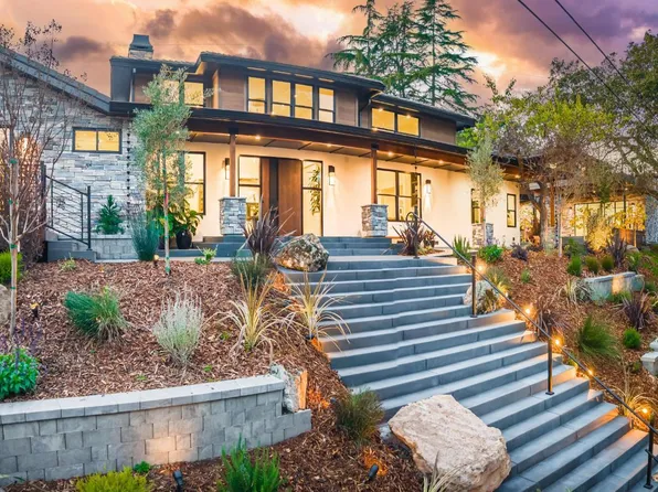 15 Via Del Arroyo Drive, Napa, CA 94559