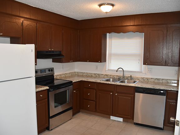 5th image of 7631 Bramblewood Dr