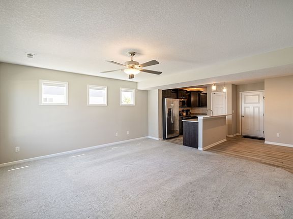 3rd image of 1026 NE 57th Ln
