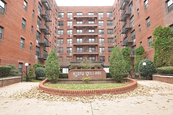 Sold by Corcoran | media 6