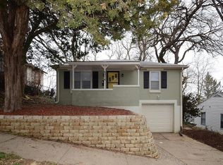 6314 Pinkney St, Omaha, NE 68104