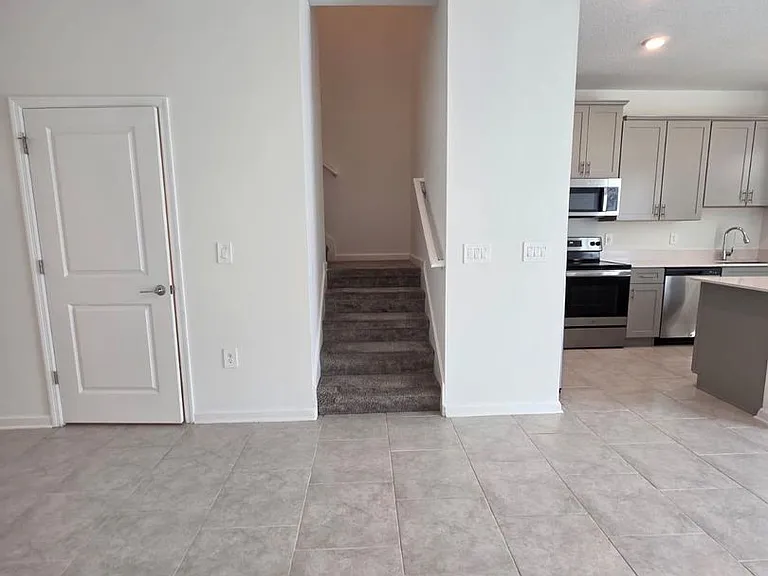 7732 Stone Creek Trl — Photo 14