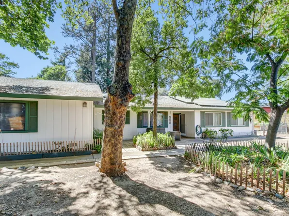 4833 College Oak Dr, Sacramento, CA 95841
