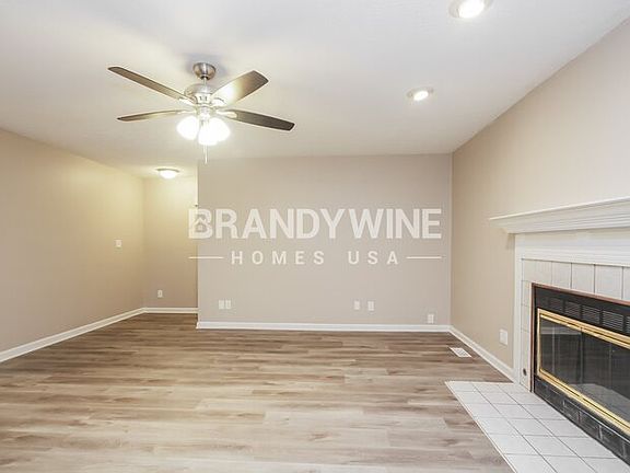 5th image of 7536 S Katherine Dr