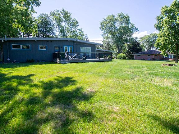 5th image of 3325 Wilshire ROAD