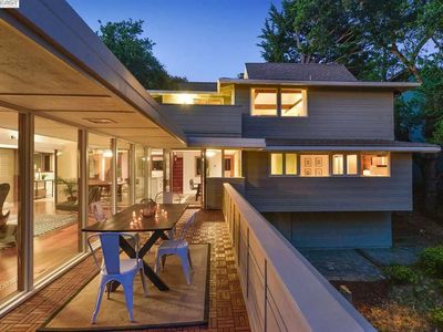 6070 Colton Blvd, Oakland, CA, 94611