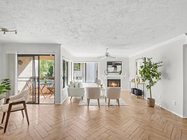 6757 Friars Rd Unit 21, San Diego, CA 92108