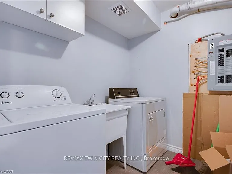 151 Bridgeport Rd E #4 — Photo 15