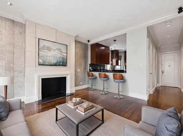 228 W 16th St APT 4C, New York, NY 10011