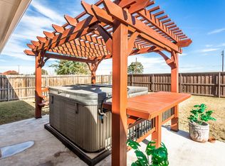 133 Eagle Ranch Dr, Aubrey, TX 76227