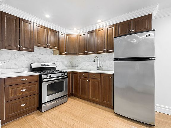 5th image of 45 W 119th St #1