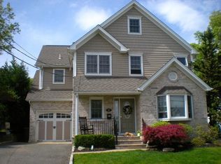 87 Beverly Hill Rd, Clifton, NJ 07012