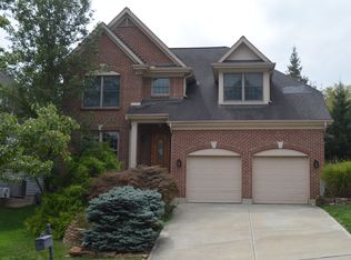 3081 Spencer Hill Dr, Cincinnati, OH 45226