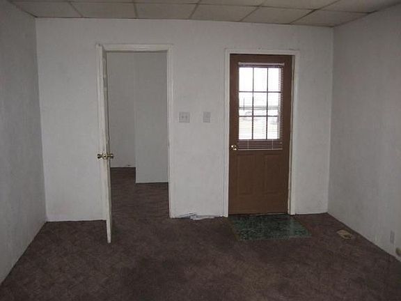 4th image of 1724 S Hoyt Ave