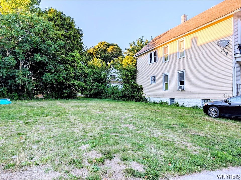 2nd image of 50 Girard Pl #47