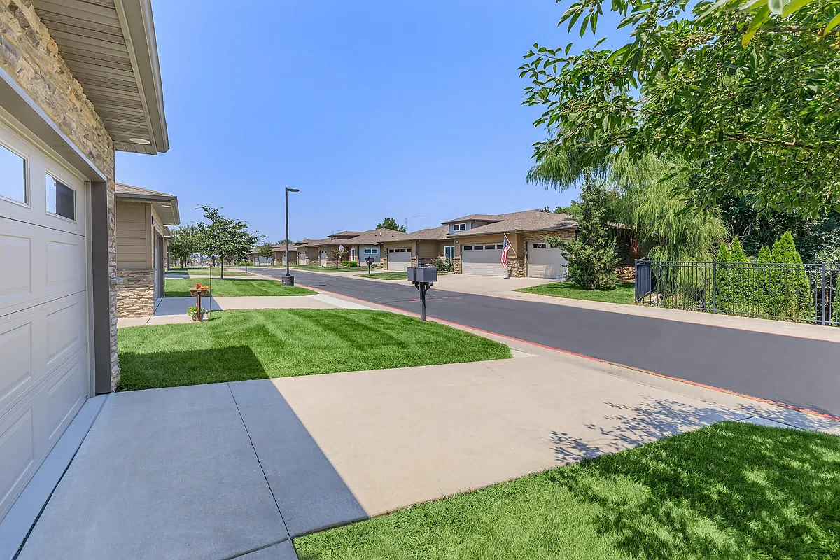 Building Photo - Tera Vera Patio Homes