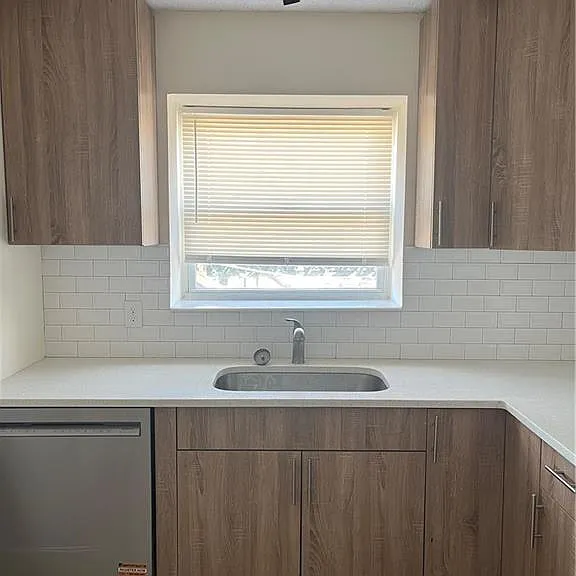 2955 Shell Rd #3N — Photo 6