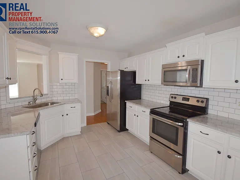 2410 Alexander Blvd — Photo 7