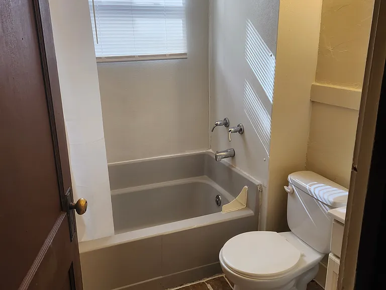 611 Pennsylvania Ave #1 — Photo 9